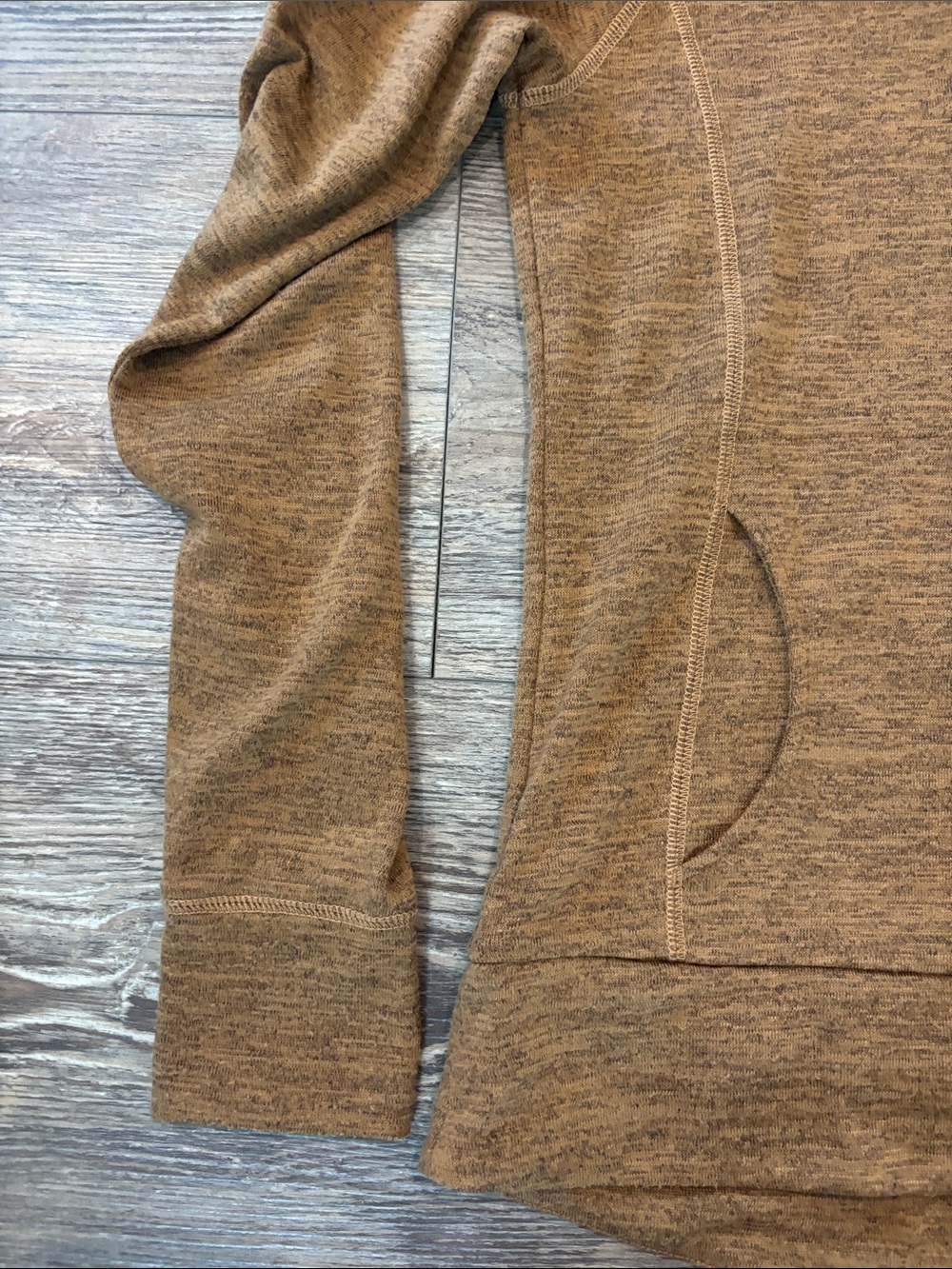 Kuhl Women's Lea Pullover Camel Colored Sweatshirt Women's Size Medium in EUC - Picture 6 of 15